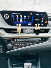 Load image into Gallery viewer, Luxury Car Clear Glass Diffuser with Reeds