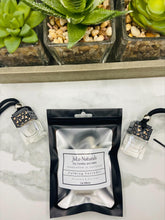 Load image into Gallery viewer, Our hanging car diffusers and air fresheners bring a light and subtle scent to your car that stimulate your senses without being overwhelming.
